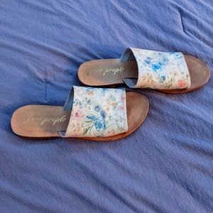 Free People slides
